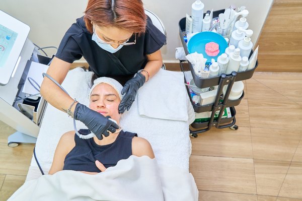 Explorez les innovations de la beauty tech pour votre peau